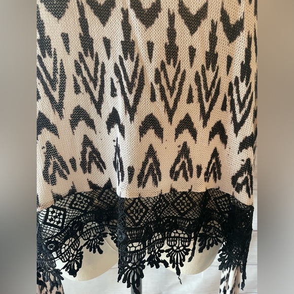 H&M Divided Open knit thin all season sweater - Picture 3 of 13